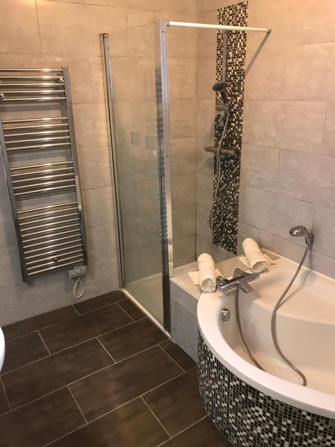 Saint-Avertin Maison Chaleureuse A Partager En Famille Ou Amis Villa Eksteriør billede